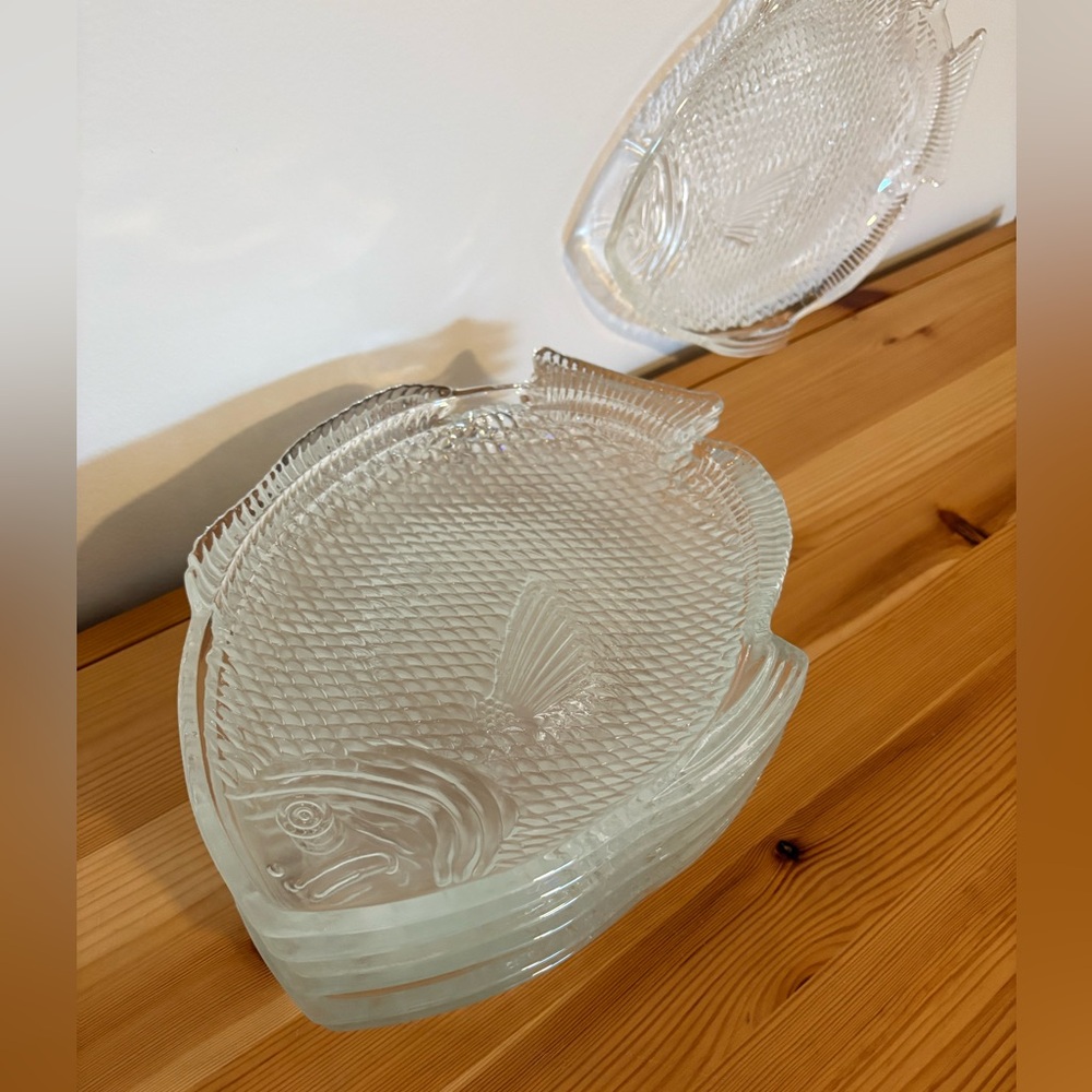 Vintage Anchor Hocking Textured Glass Fish Plate Serving Set Plates and Platter